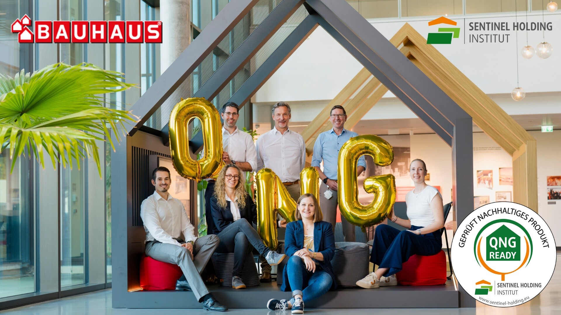 Gruppenbild Bauhaus und SHI Geschäftsführung | © ©BAUHAUS AG