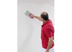 Baumit G F 15, Verputzen der weißen Wand