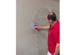 Kalkputz Klima RK 38, Deckputz mit der Stahltraufel verputzen