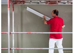 Kalkputz Klima RK 39, Putz mit Latte abrichten