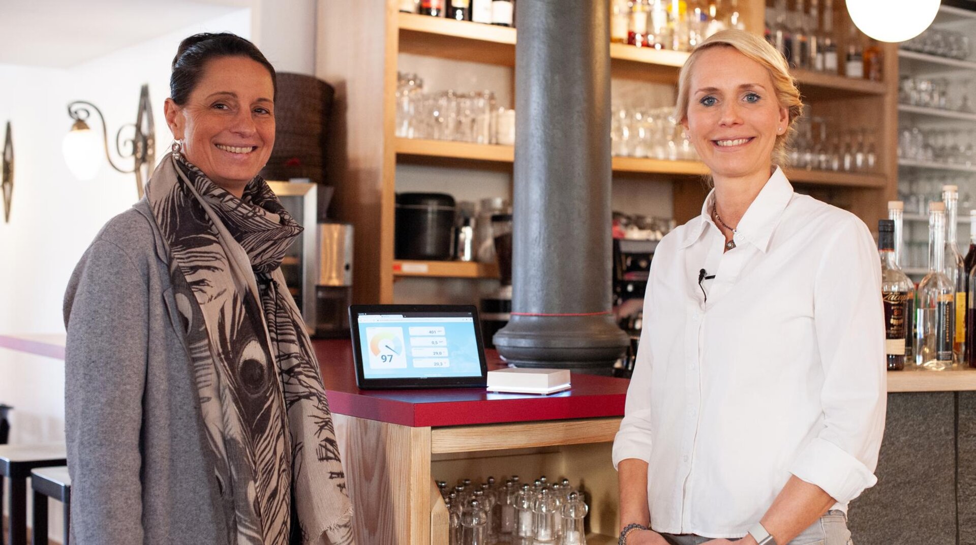Gute Raumluftqualität mit LAIR Sensor für jeden Besucher sichtbar