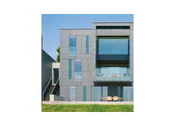 Ansicht graue Außenfassade Haus, Referenz EQUITONE 1