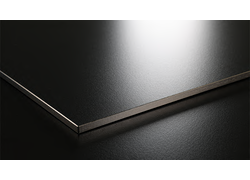 Das Produkt Max Compact der Firma FunderMax GmbH, in schwarz