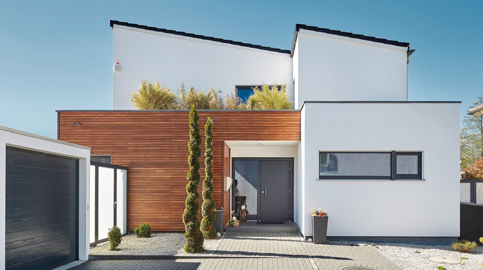 Pultdach Klassik 197, Ansicht Haus von außen, Haupteingang