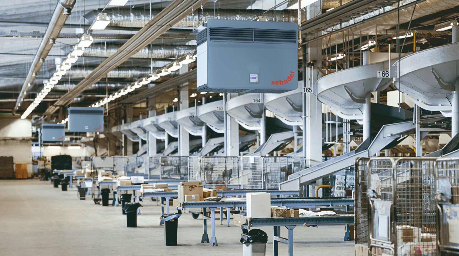 Zehnder, Fabrik von innen